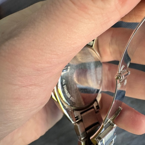 Coach watch, silver, small diamonds around. Beautiful! Needs new battery. - Picture 4 of 6